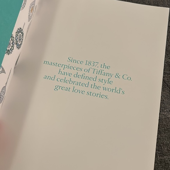 Legendary Tiffany Book - Picture 5 of 5